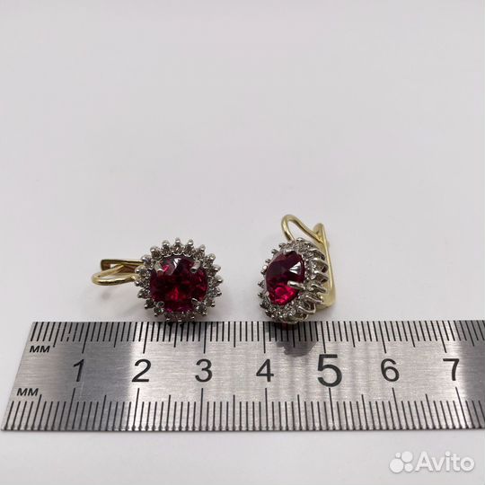 Золотые серьги малинки с бриллиантами 0,64Ct 585