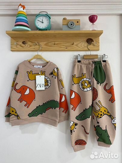 Костюм zara детский новый