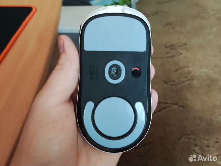 Беспроводная игровая мышь logitech