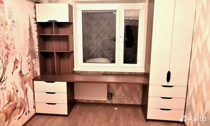 Рабочая зона у окна