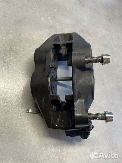 BMW R1200GS K25 суппорт передний правый