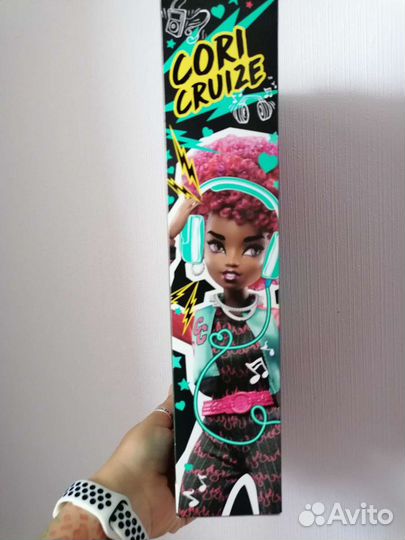 Новые куклы barbie Extra и wild hears crew