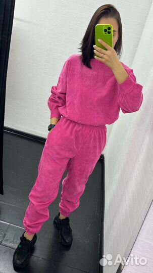 Спортивный костюм женский