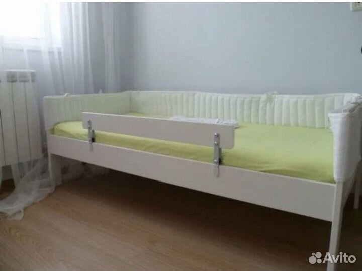 Защитный бортик для кровати IKEA