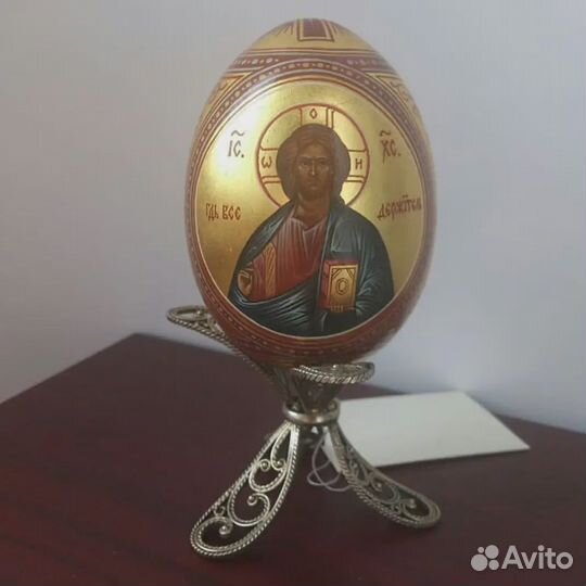 Яйцо с росписью