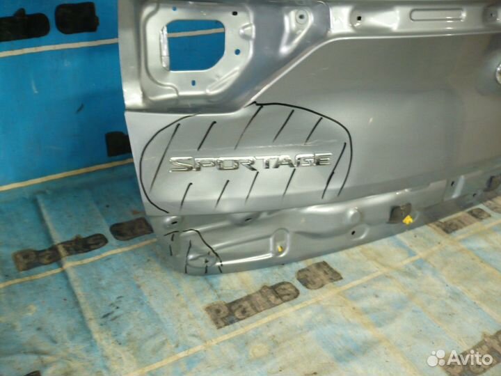 Kia Sportage 4 Крышка багажника б/у.оригинал
