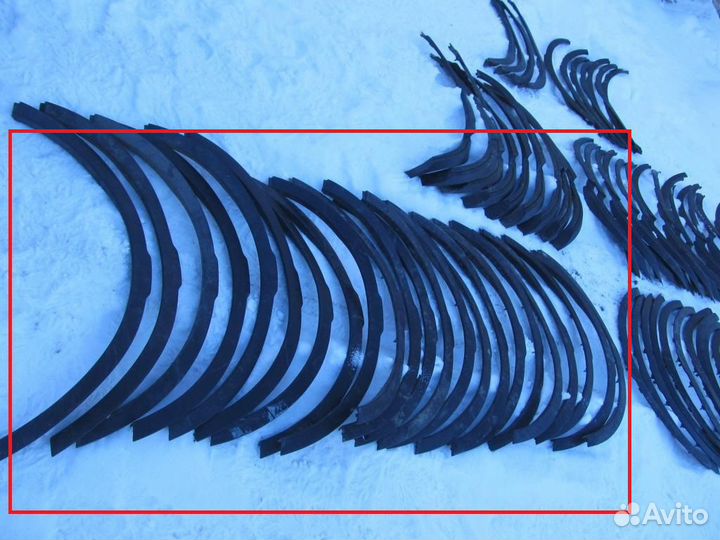 Range Rover Evoque Окантовка правого передн крыла