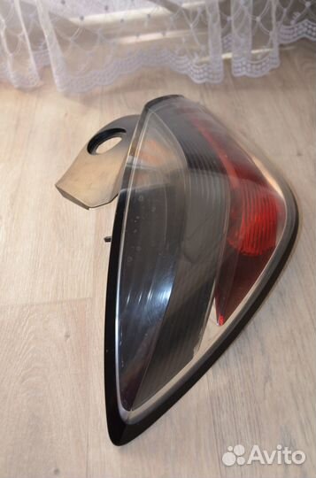 Фара задняя левая opel astra h 3х-дв