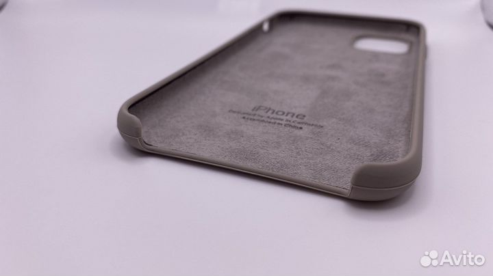Чехол на iPhone 11 Silicon Case Pebble