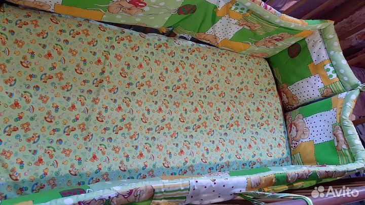 Бортики в кроватку