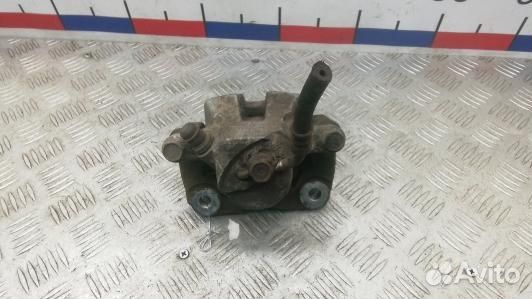 Суппорт тормозной задний правый toyota RAV 4 ZSA3