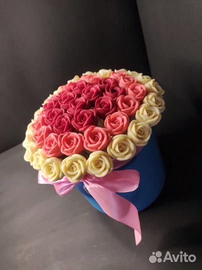 Шоколадные Розы - 51 шт в Шляпной Коробке