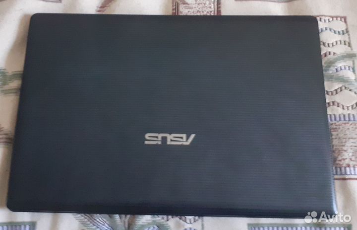 Ноутбук asus X55A