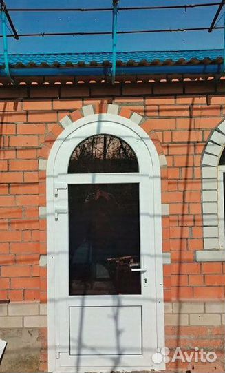 Пластиковые двери