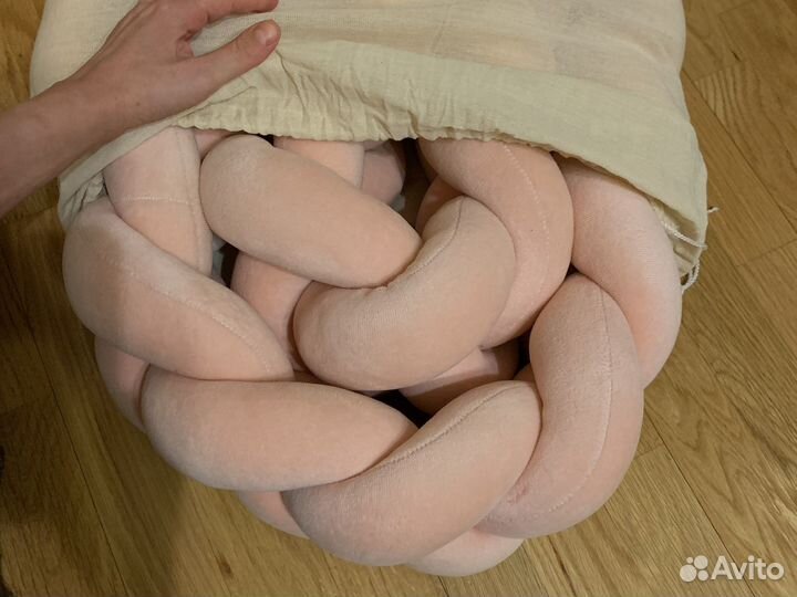 Косичка в кроватку (бортики)