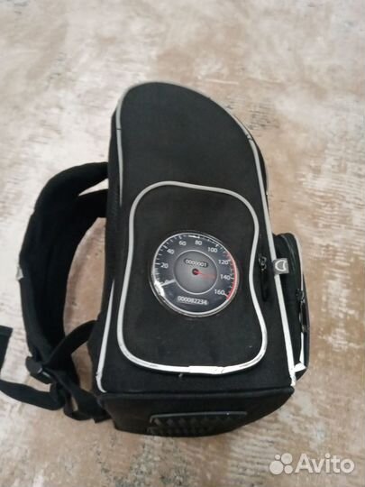 Ранец школьный для мальчика в отличном состояние