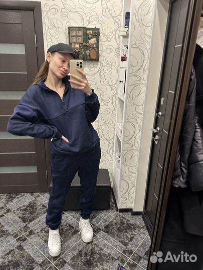 Спортивный костюм с начесом новый