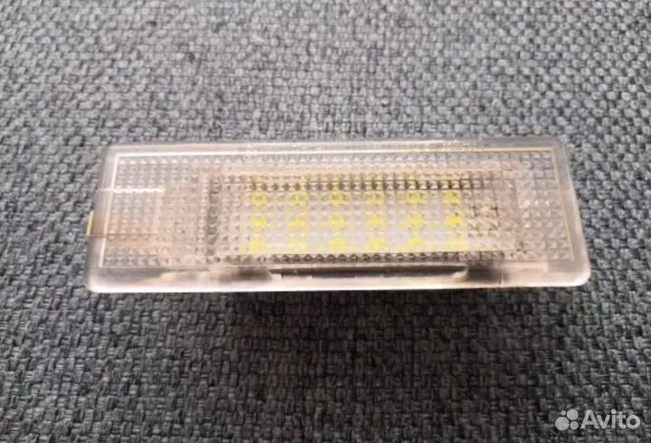 LED подсветка багажника Volkswagen VW VAG