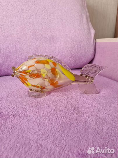 Стеклянные статуэтки