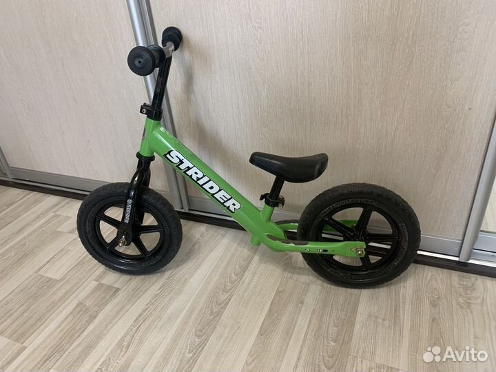 Беговел strider 12 classic