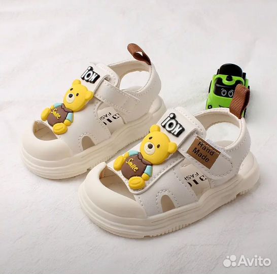 Босоножки сандали мягкие детские 21-23