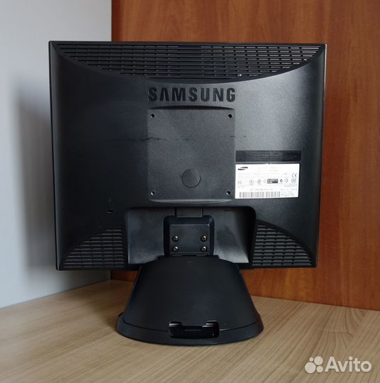 Монитор Samsung 173S (SyncMaster)