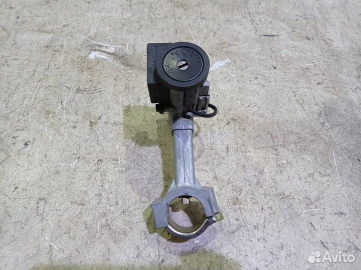 Замок зажигания D8700AL527