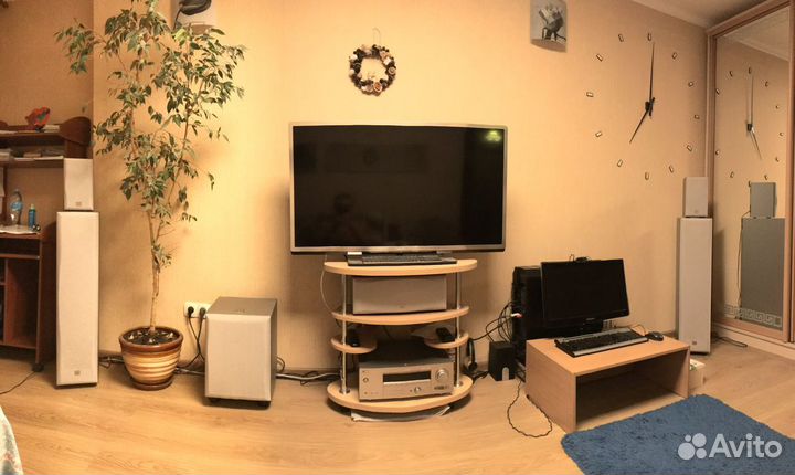 JBL E80 акустическая система