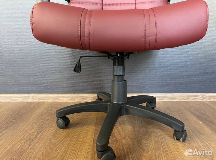Компьютерное кресло с доставкой на дом