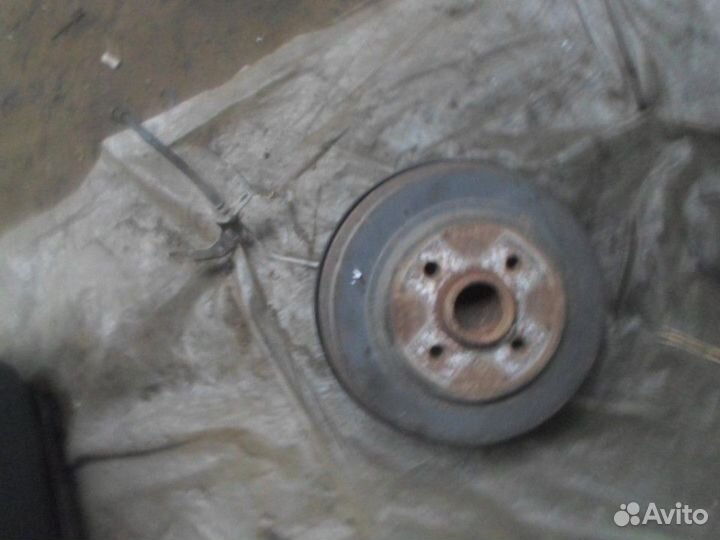 Ступица задняя левая в сборе Opel Astra H 2004-201