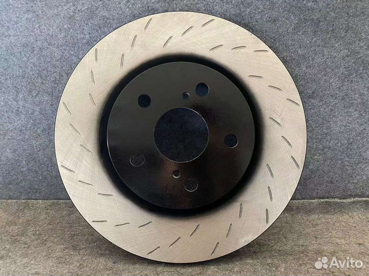 Тормозные диски Toyota Camry V70, Rav 4 305х28мм