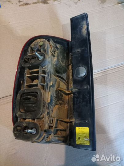 Фонарь задний Рено Дастер