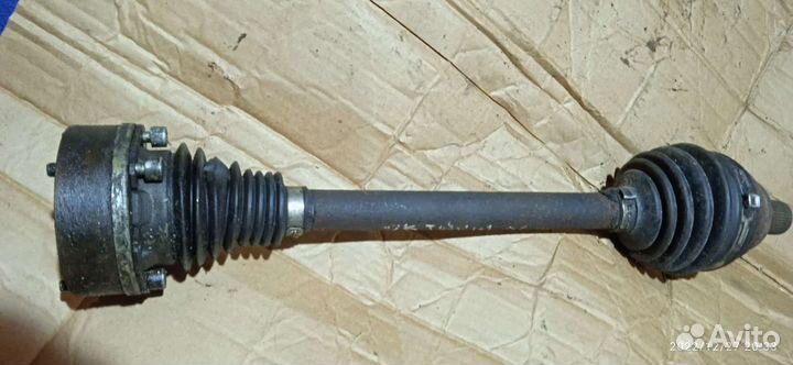 Полуось передняя левая skoda Octavia 1.9d, golf 5