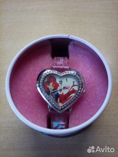 Продам часы Winx