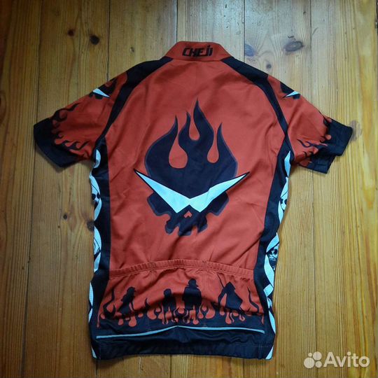 Веломайка и велошорты на мальчика, примерно 10 лет