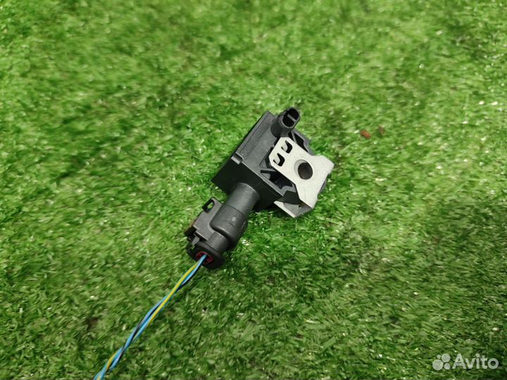 Датчик удара BMW 6 F06/F12/F13 F06 2012