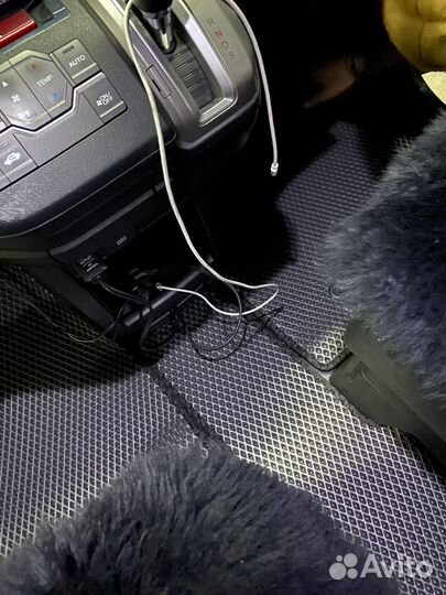 Автомобильные коврики eva в подарок подпятник + 2