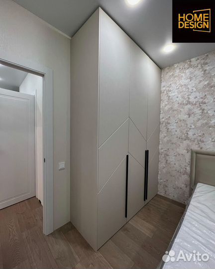 Шкаф распашной