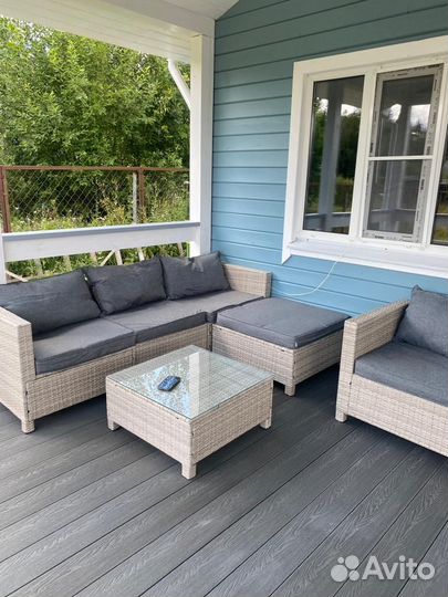 Лаунж зона из искусственного ротанга