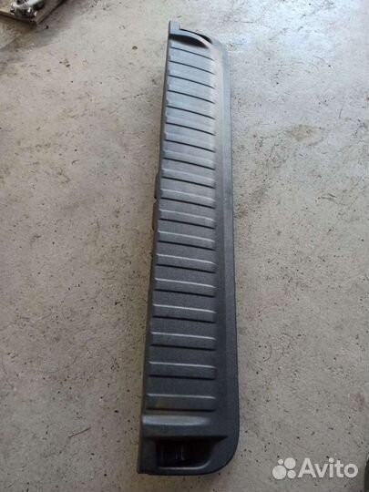 Обивка крышки багажника BMW X5