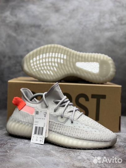 Кроссовки yeezy bost 350 серые