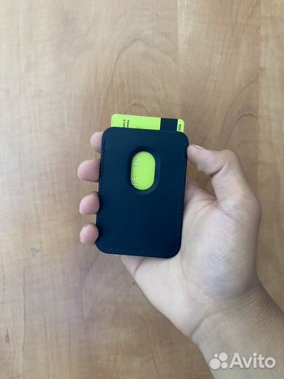 Magsafe Wallet картхолдер для карт на iPhone