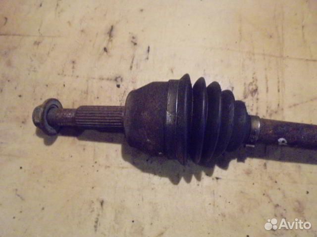 Полуось передняя R Ford Explorer 4 6L243A427AB