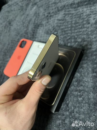 iPhone 12 Pro, 256 ГБ