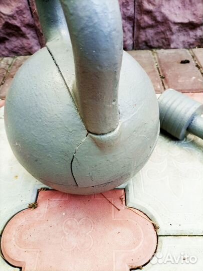 Продам гирю 16 кг и гантель 4 кг