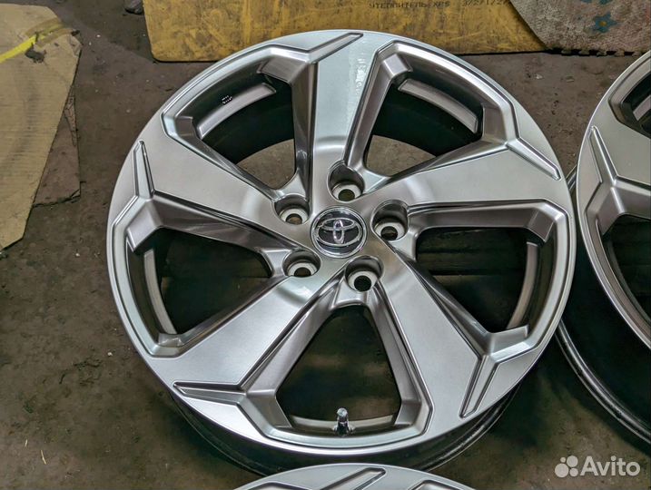 Оригинальные диски Toyota RAV4 XA50. 5*114,3