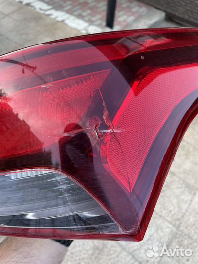 Фонарь задний правый б/у solaris