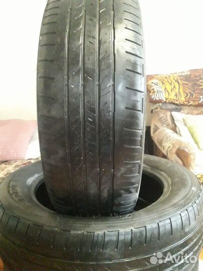 Bridgestone Dueler A/T 215/60 R17 96H