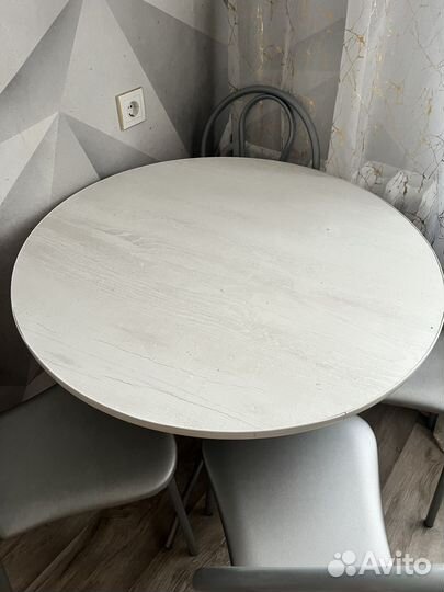 Стол и стулья бу