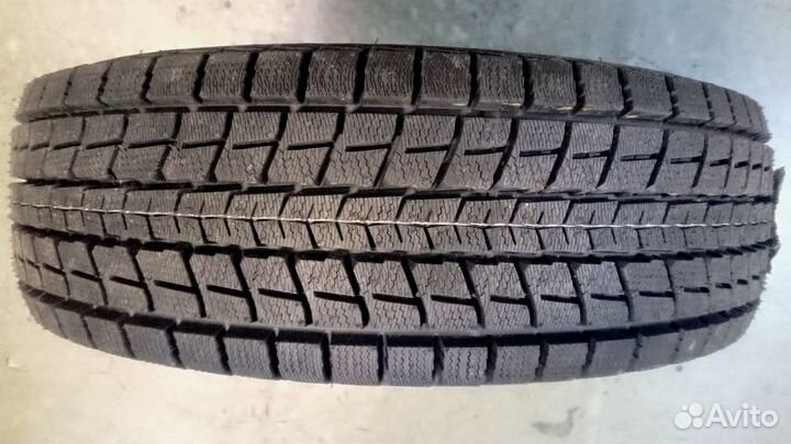 Dunlop Winter Maxx SJ8 245/65 R17 107R